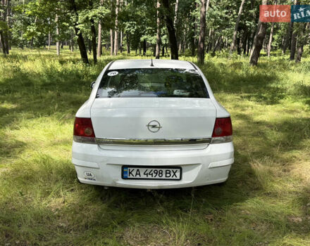 Белый Опель Астра, объемом двигателя 1.6 л и пробегом 208 тыс. км за 4800 $, фото 11 на Automoto.ua