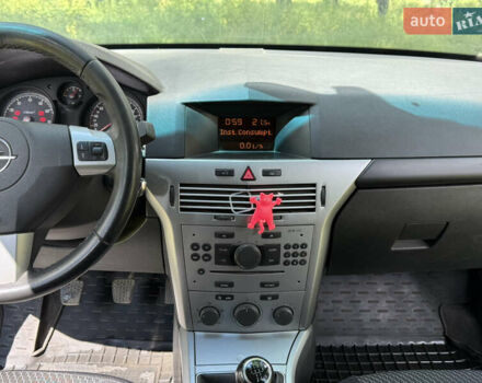 Білий Опель Астра, об'ємом двигуна 1.6 л та пробігом 208 тис. км за 4700 $, фото 22 на Automoto.ua