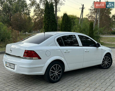 Белый Опель Астра, объемом двигателя 1.6 л и пробегом 182 тыс. км за 6450 $, фото 6 на Automoto.ua