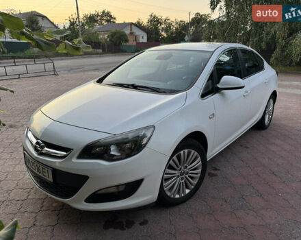 Білий Опель Астра, об'ємом двигуна 1.6 л та пробігом 190 тис. км за 7900 $, фото 4 на Automoto.ua