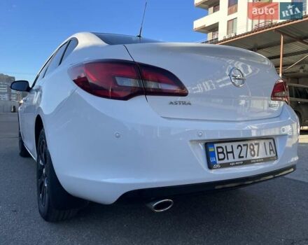 Білий Опель Астра, об'ємом двигуна 1.36 л та пробігом 78 тис. км за 11000 $, фото 4 на Automoto.ua