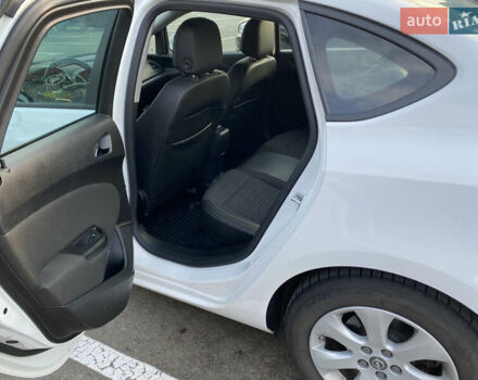 Белый Опель Астра, объемом двигателя 1.36 л и пробегом 80 тыс. км за 11250 $, фото 15 на Automoto.ua