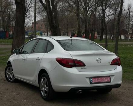 Белый Опель Астра, объемом двигателя 1.4 л и пробегом 166 тыс. км за 7500 $, фото 1 на Automoto.ua