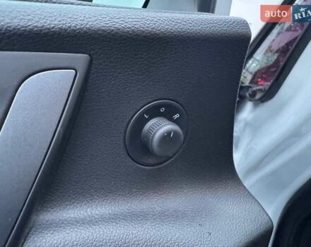 Опель Астра 2020 в Киеве на Automoto.ua Белый Опель Астра, объемом двигателя 1.36 л и пробегом 73 тыс. км за 13490 $, фото 23 на Automoto.ua