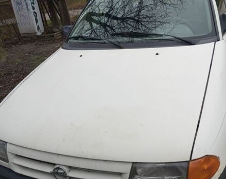 Белый Опель Астра, объемом двигателя 1.7 л и пробегом 333 тыс. км за 999 $, фото 1 на Automoto.ua