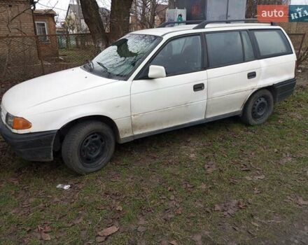 Білий Опель Астра, об'ємом двигуна 1.69 л та пробігом 333 тис. км за 999 $, фото 3 на Automoto.ua