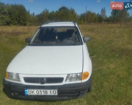 Білий Опель Астра, об'ємом двигуна 1.6 л та пробігом 280 тис. км за 1500 $, фото 16 на Automoto.ua