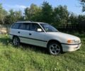 Білий Опель Астра, об'ємом двигуна 1.8 л та пробігом 320 тис. км за 1999 $, фото 5 на Automoto.ua