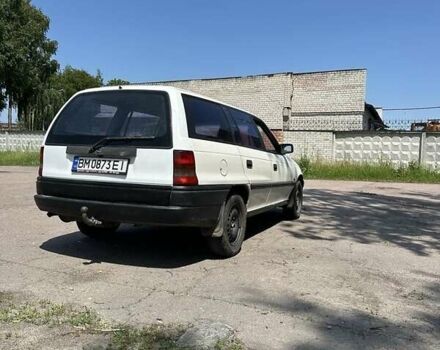 Білий Опель Астра, об'ємом двигуна 1.7 л та пробігом 247 тис. км за 1400 $, фото 5 на Automoto.ua