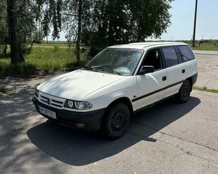 Білий Опель Астра, об'ємом двигуна 1.7 л та пробігом 247 тис. км за 1400 $, фото 1 на Automoto.ua