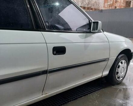 Белый Опель Астра, объемом двигателя 1.4 л и пробегом 245 тыс. км за 1900 $, фото 21 на Automoto.ua