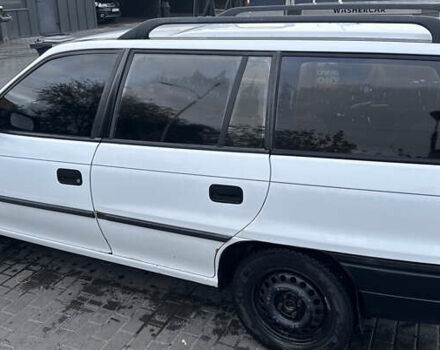 Білий Опель Астра, об'ємом двигуна 1.36 л та пробігом 330 тис. км за 1500 $, фото 2 на Automoto.ua