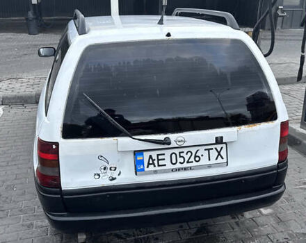 Білий Опель Астра, об'ємом двигуна 1.36 л та пробігом 330 тис. км за 1500 $, фото 3 на Automoto.ua