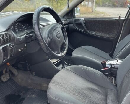 Белый Опель Астра, объемом двигателя 0 л и пробегом 350 тыс. км за 1000 $, фото 6 на Automoto.ua