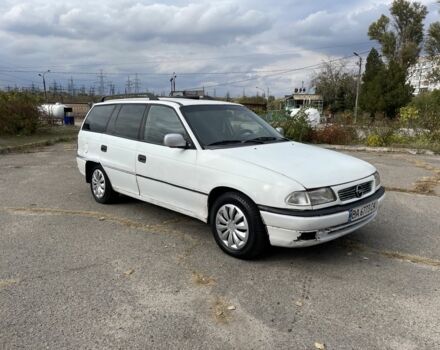 Белый Опель Астра, объемом двигателя 0 л и пробегом 350 тыс. км за 1000 $, фото 1 на Automoto.ua