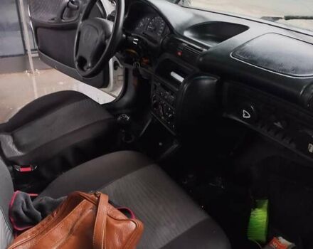 Белый Опель Астра, объемом двигателя 1.4 л и пробегом 245 тыс. км за 1900 $, фото 15 на Automoto.ua