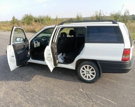 Білий Опель Астра, об'ємом двигуна 1.8 л та пробігом 311 тис. км за 2000 $, фото 10 на Automoto.ua