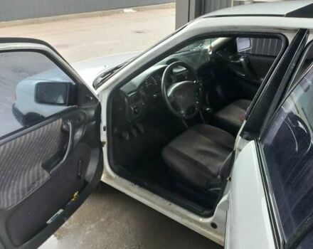 Белый Опель Астра, объемом двигателя 1.4 л и пробегом 245 тыс. км за 1900 $, фото 17 на Automoto.ua