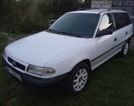 Білий Опель Астра, об'ємом двигуна 1.8 л та пробігом 311 тис. км за 2000 $, фото 11 на Automoto.ua