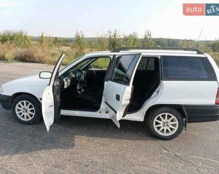 Белый Опель Астра, объемом двигателя 1.8 л и пробегом 311 тыс. км за 2200 $, фото 8 на Automoto.ua
