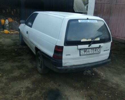 Білий Опель Астра, об'ємом двигуна 1 л та пробігом 1000 тис. км за 500 $, фото 4 на Automoto.ua