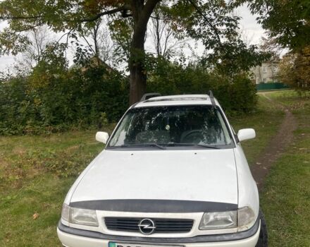 Опель Астра 1996 в Стрые на Automoto.ua Белый Опель Астра, объемом двигателя 1.6 л и пробегом 277 тыс. км за 950 $, фото 1 на Automoto.ua