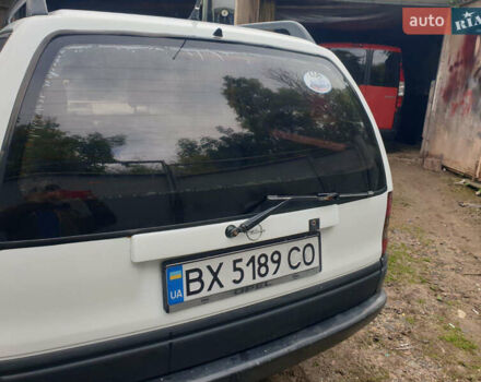 Белый Опель Астра, объемом двигателя 1.4 л и пробегом 300 тыс. км за 2700 $, фото 7 на Automoto.ua