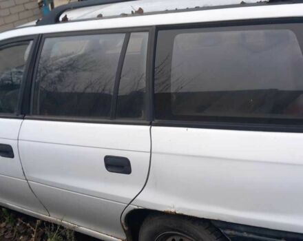 Белый Опель Астра, объемом двигателя 1.7 л и пробегом 300 тыс. км за 1000 $, фото 3 на Automoto.ua