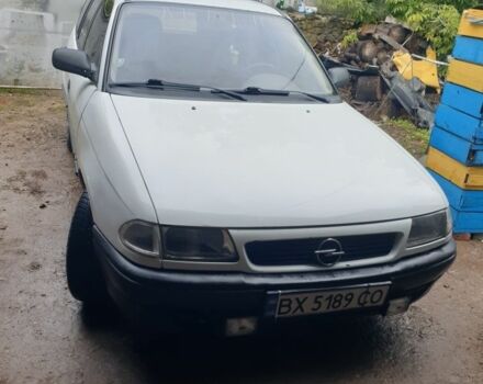 Белый Опель Астра, объемом двигателя 1.4 л и пробегом 290 тыс. км за 2100 $, фото 7 на Automoto.ua