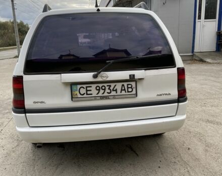 Белый Опель Астра, объемом двигателя 1.4 л и пробегом 335 тыс. км за 2250 $, фото 4 на Automoto.ua