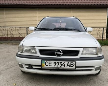 Белый Опель Астра, объемом двигателя 1.4 л и пробегом 335 тыс. км за 2250 $, фото 2 на Automoto.ua