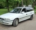 Белый Опель Астра, объемом двигателя 1.6 л и пробегом 310 тыс. км за 1855 $, фото 1 на Automoto.ua