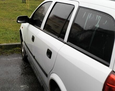 Білий Опель Астра, об'ємом двигуна 1.6 л та пробігом 300 тис. км за 1300 $, фото 2 на Automoto.ua