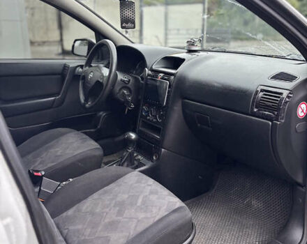 Белый Опель Астра, объемом двигателя 1.8 л и пробегом 280 тыс. км за 3100 $, фото 8 на Automoto.ua