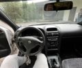 Белый Опель Астра, объемом двигателя 1.4 л и пробегом 350 тыс. км за 2300 $, фото 4 на Automoto.ua
