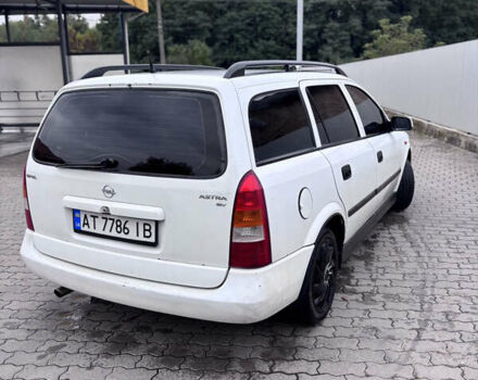 Белый Опель Астра, объемом двигателя 1.8 л и пробегом 280 тыс. км за 3100 $, фото 2 на Automoto.ua