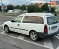 Белый Опель Астра, объемом двигателя 1.69 л и пробегом 290 тыс. км за 1350 $, фото 7 на Automoto.ua