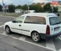 Білий Опель Астра, об'ємом двигуна 1.69 л та пробігом 300 тис. км за 1550 $, фото 4 на Automoto.ua