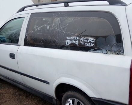 Белый Опель Астра, объемом двигателя 1.7 л и пробегом 285 тыс. км за 1350 $, фото 7 на Automoto.ua