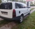 Белый Опель Астра, объемом двигателя 1.7 л и пробегом 300 тыс. км за 1650 $, фото 4 на Automoto.ua