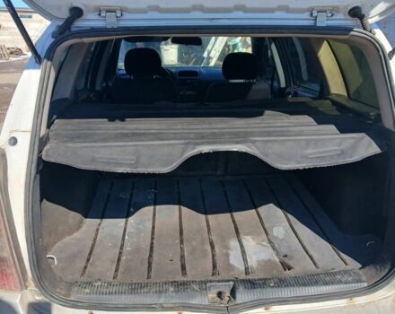 Белый Опель Астра, объемом двигателя 1.4 л и пробегом 200 тыс. км за 1700 $, фото 4 на Automoto.ua