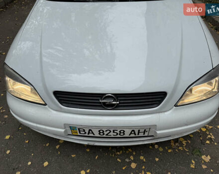 Белый Опель Астра, объемом двигателя 1.7 л и пробегом 290 тыс. км за 1750 $, фото 13 на Automoto.ua