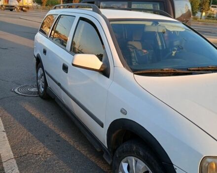 Белый Опель Астра, объемом двигателя 1.4 л и пробегом 200 тыс. км за 1700 $, фото 2 на Automoto.ua