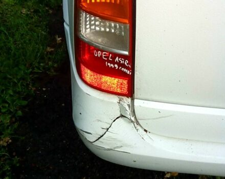 Белый Опель Астра, объемом двигателя 1.4 л и пробегом 0 тыс. км за 2600 $, фото 3 на Automoto.ua