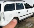 Белый Опель Астра, объемом двигателя 1.8 л и пробегом 150 тыс. км за 400 $, фото 4 на Automoto.ua
