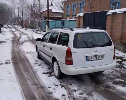 Белый Опель Астра, объемом двигателя 1.6 л и пробегом 324 тыс. км за 2800 $, фото 3 на Automoto.ua