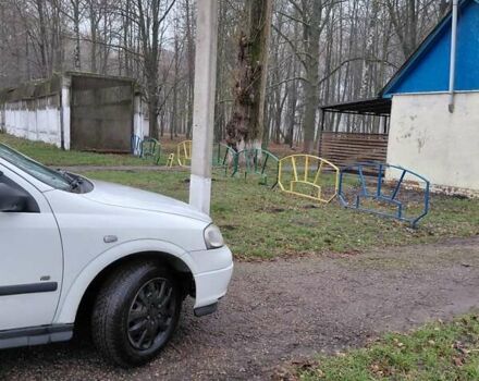 Белый Опель Астра, объемом двигателя 1.6 л и пробегом 285 тыс. км за 3000 $, фото 10 на Automoto.ua