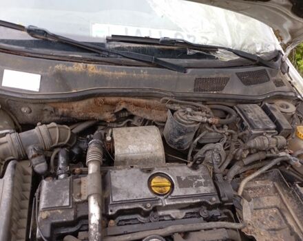 Белый Опель Астра, объемом двигателя 2 л и пробегом 250 тыс. км за 399 $, фото 4 на Automoto.ua