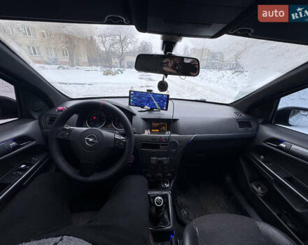 Белый Опель Астра, объемом двигателя 1.91 л и пробегом 426 тыс. км за 4500 $, фото 7 на Automoto.ua