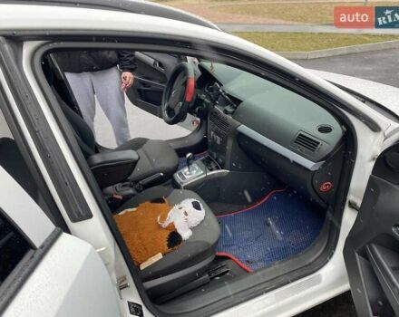 Білий Опель Астра, об'ємом двигуна 1.6 л та пробігом 271 тис. км за 4200 $, фото 13 на Automoto.ua